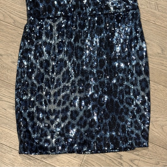 Zara Blue, Grey, Black Animal Print Sequins Strapless Dress Size Medium - Picture 8 of 16